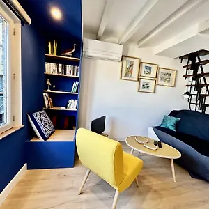 Appartement Chateau Duplex Menica Vue Sur Le Vieux, Nice
